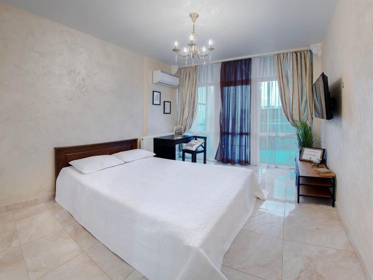 Apart Hotel Sweet Home Львов Экстерьер фото